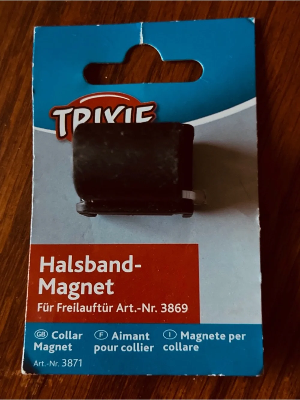 Trixie Hassan’s-Magnet #3869 Replacement Key For Trixie Electronic Cat Flaps